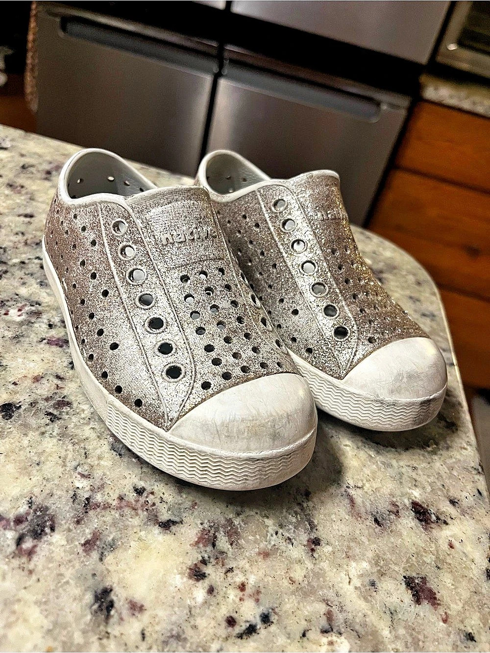 Native Jefferson Glitter shoes